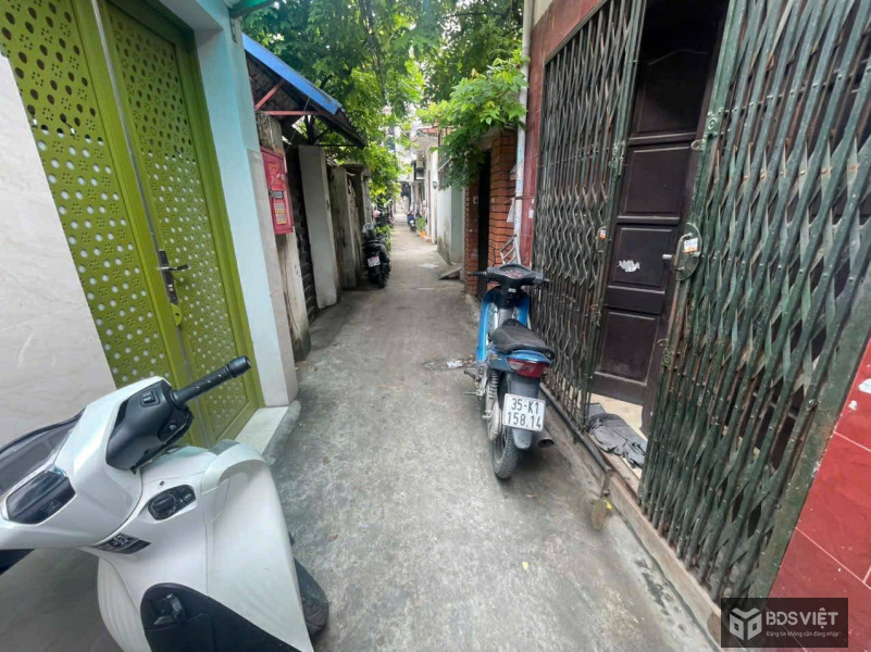 Bán nhà trong hẻm nằm Giữa Hoàng Mai và Hai Bà Trưng - TT Tầng 1 phố Tân Mai